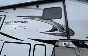 Ruby! Our REFLECTION 303RLS is ready for Glamping+