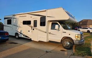2010 Four Winds RV Chateau 31B