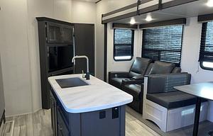 5th wheel bunkhouse