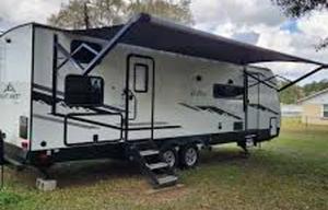 Beautiful camper very roomy