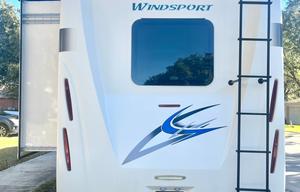 Get Out of Town 2022 Thor Windsport 34J