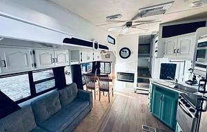 Wildcat Pet friendly RV