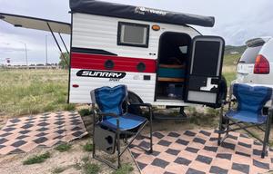 Cozy Offroad Camper with Tempur-Pedic Bed