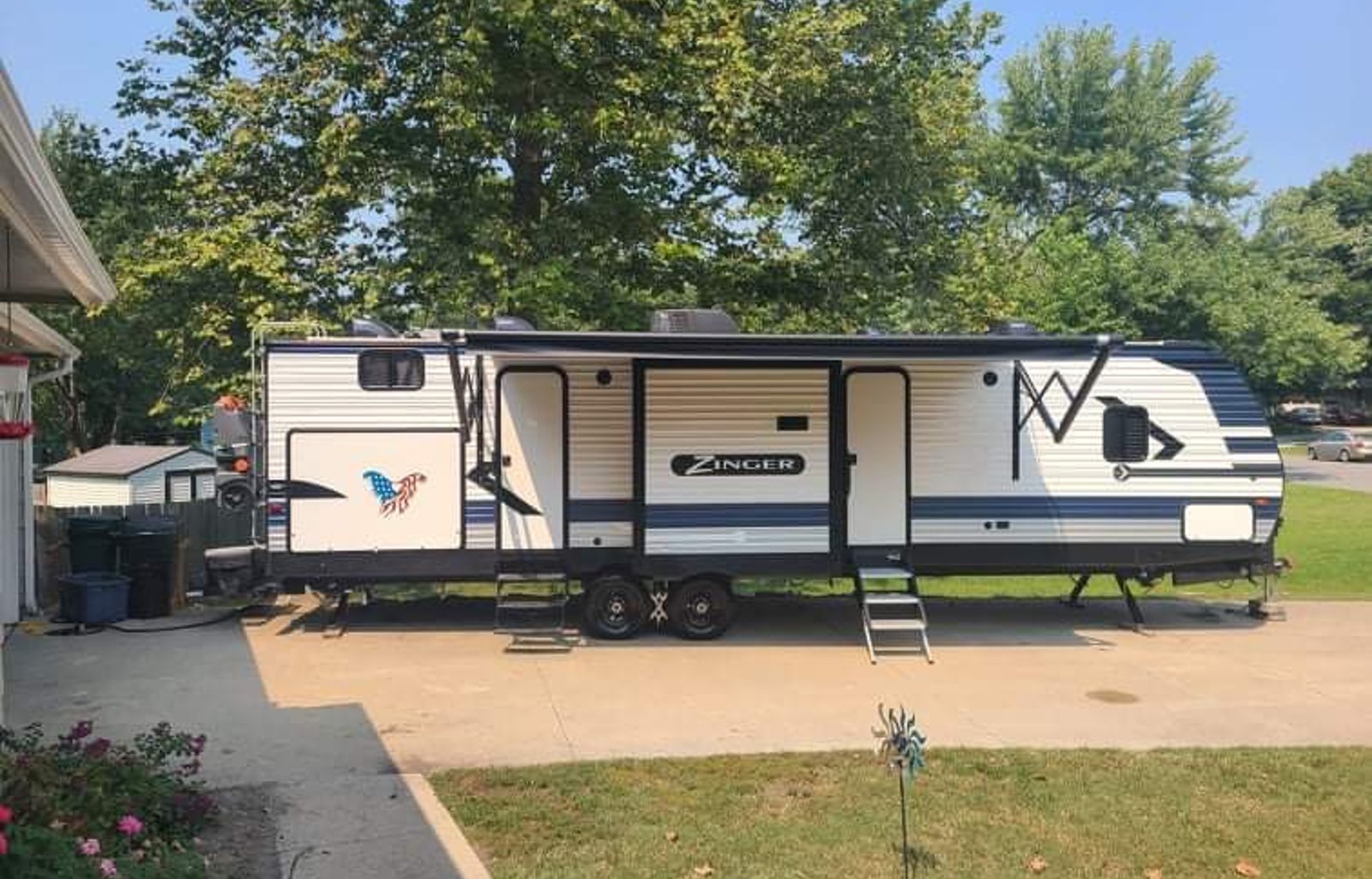 Pet Friendly Bunkhouse Camper Rental