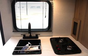 2025 Coleman 17B – Easy Tow, Fully Stocked