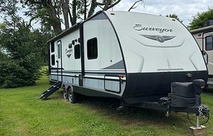2018 Surveyor 248BHLE RV rental photo 1