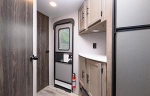 2023 Gulf Stream RV Conquest Ultra-Lite 236RL RV rental photo 6