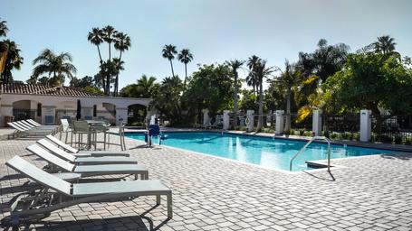 Newport Dunes Waterfront Resort