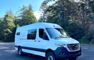2019 Freightliner Sprinter - Vanna White 4x4
