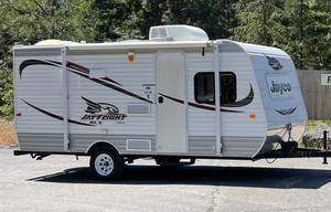 Cozy Kid and Pet Friendly Camper