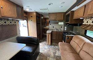 2018 Coachmen Leprechaun