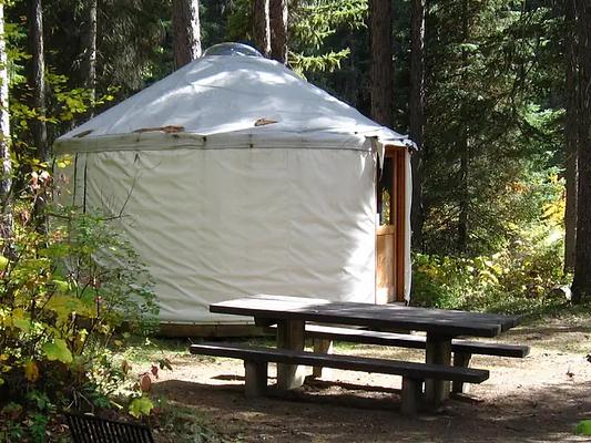09, Loop: WHITETAIL YURT