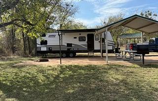 2021 Dutchmen RV Coleman Lantern Series 295QB RV rental photo 1