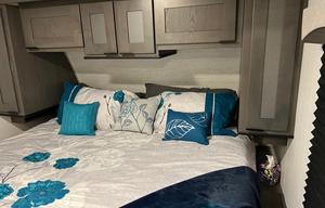 Embrace Bunkhouse