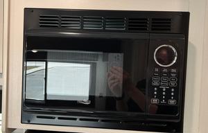 Family/Pet friendly! Sleeps 8! Generator included!