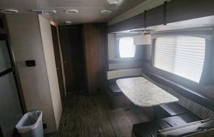 2018 Trail Runner 30USBH RV rental photo 3