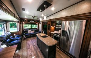 Come Glamp On Our Horse Farm!