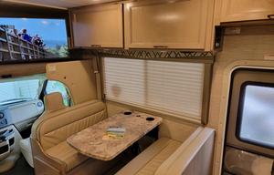 2022 Thor Motor Coach Quantum SE SE27 Ford