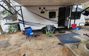 2015 Palomino SolAire 213 X RV rental photo 12