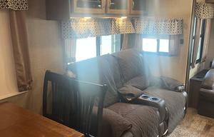 2018 Coachmen RV Chaparral 392MBL RV rental photo 11