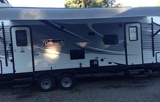 2017 Coleman 28 Foot Bunk house
