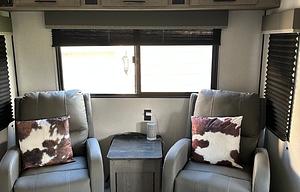 2021 Springdale 285TL RV rental photo 5