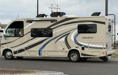 2017 Thor Vegas 24.1