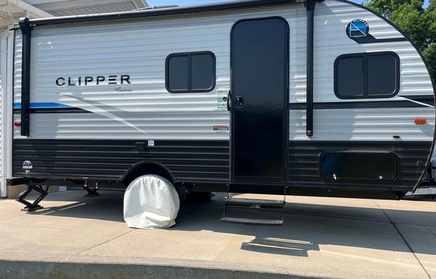 2023 Coachmen RV Clipper Cadet 17CBH