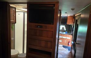 2015 Coachmen RV Leprechaun 317SA Ford 450