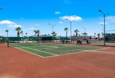 Voyager RV Resort & Hotel