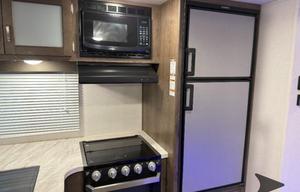 2020 Keystone RV Passport 292BH SL Series RV rental photo 8