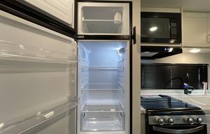 Private RV | Sleeps 8 | Clean & Fully Equipped