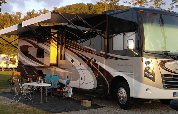 BEAUTIFUL 2016 Thor Challenger 37TB BUNKHOUSE