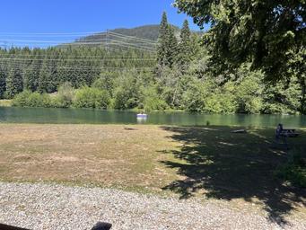 Alpine Lakes Lodge