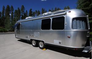 2012 Airstream International Signature