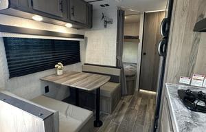 2022 Gulf Stream RV Kingsport Ultra Lite 248BH