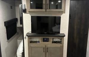 "Sasquatch" 2024 Jayco Jay Flight SLX 261BHS