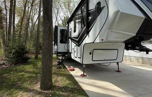 2023 Momentum 395ms RV rental photo 16