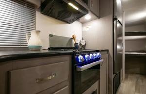 Tracer 260BHSLE - Compact Elegance!