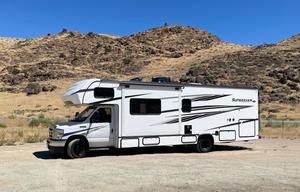33ft Sunseeker special Bunkhouse Edition - "Sonny"