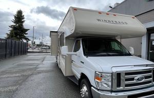 MIRA - 2017 Winnebago Minnie Winnie 31H