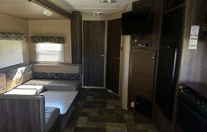 2015 Dutchmen RV Coleman Lantern Series 270RLS