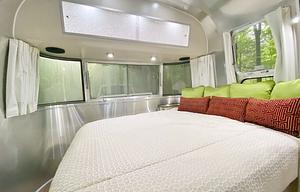 2019 Airstream International Serenity