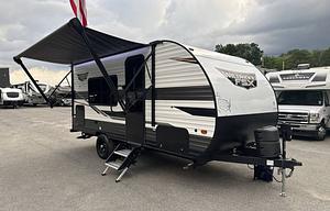 2024 Wildwood FSX 167RBK RV rental photo 7
