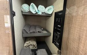 Luxury RV with flexible hosts.
