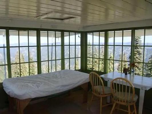 01, Loop: DEADWOOD LOOKOUT REC CABIN