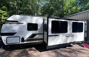 Time Off...2024 Venture RV Stratus Sport SR289VBHS