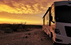 2022 FR3 34DS Class-A(Gas) Sleeps Up to 8 + Tent