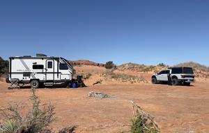 21' Off Grid Camper - Sleeps 5 (midsize towable)