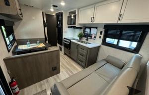 2025 Wayfinder RV Go Play 26BH